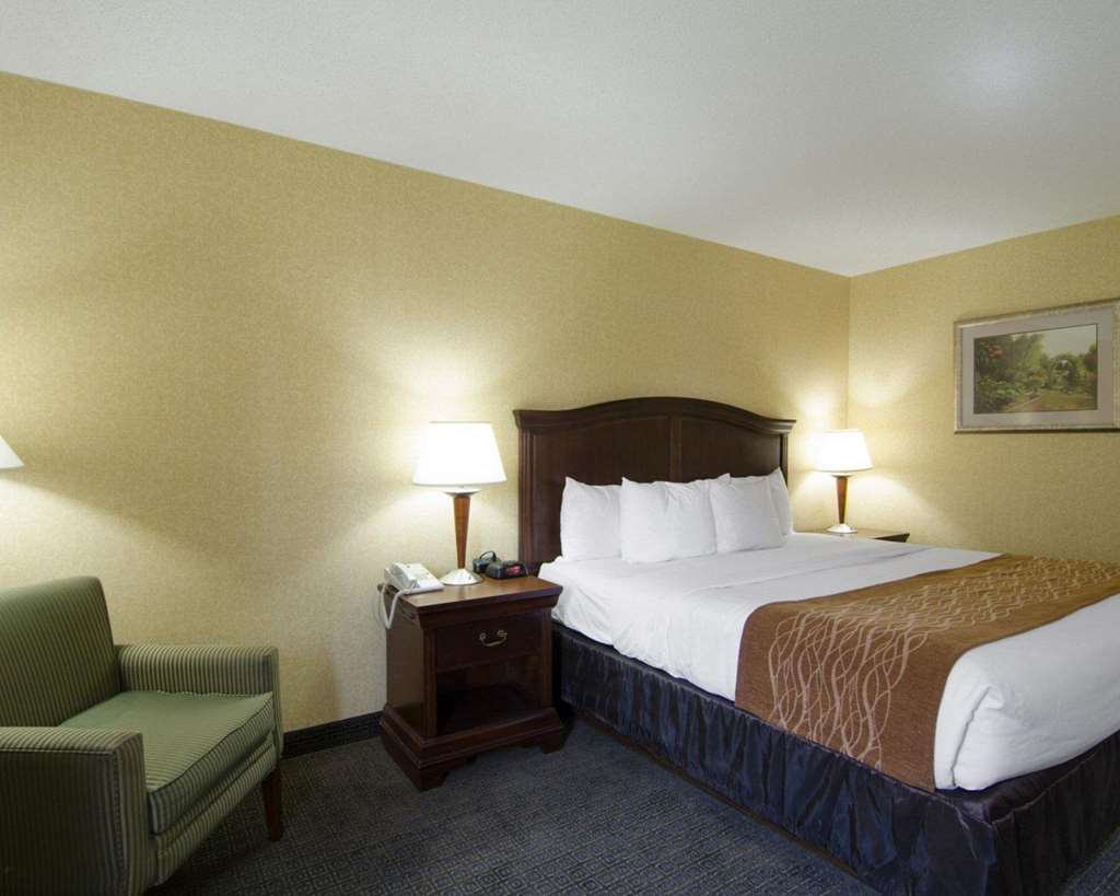 Clarion Pointe Harrisonburg Hotel Cameră foto