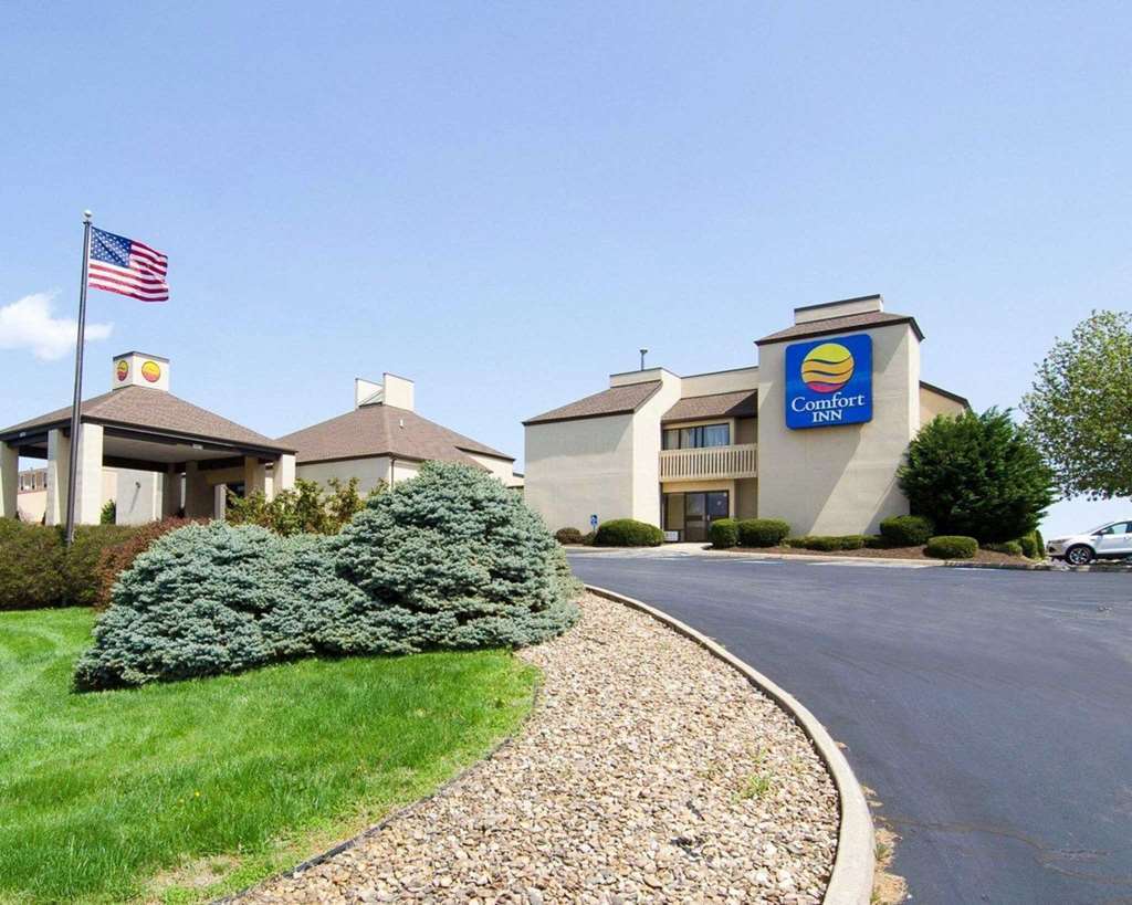Clarion Pointe Harrisonburg Hotel Exterior foto